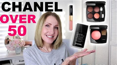 how to apply chanel foundation